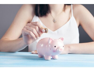 Money boxes and piggy banks