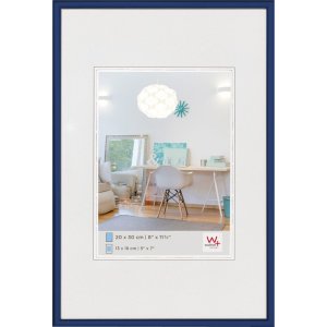 plastic frame 24x30 cm blue