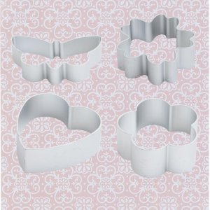 Set of 4 cookie cutters in different designs