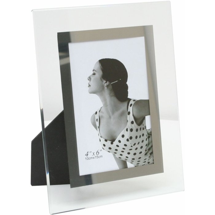 S58MG3 photo frame in glass with silver bevel