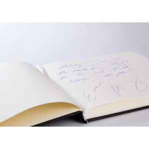 Kolara guestbook with picture and text