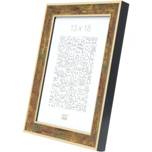 S40JB2 A gold coloured wooden photo frame with a touch of green and dark red 13x18 cm