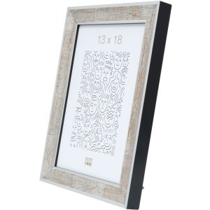 S40JE9 A silver coloured wooden photo frame with a dark brown cracked finish 15x20 cm