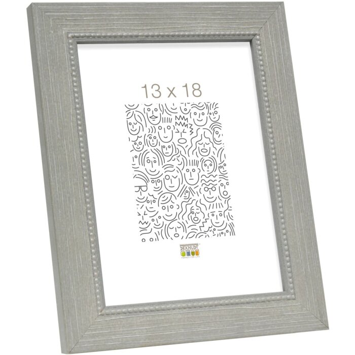 S46KF7 Grey wooden frame with a pearl bevel 20x25 cm