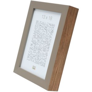 S46PH3 Wooden photo frame in beige with a wood coloured side 13x18 cm