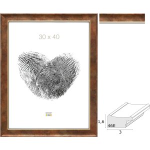 S46EA3 Wooden photo frame in gold colour