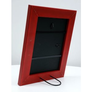 S46FF4 Picture frame painted in red