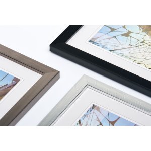 picture frame Construction 18x24 cm black