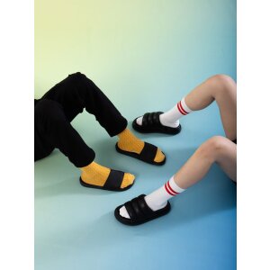 EatMySocks double pack of crew socks Spicy Noodles