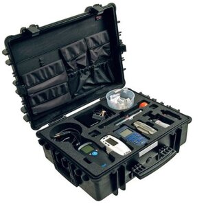 Explorer Cases 4820HL.B Transport case with foam black...