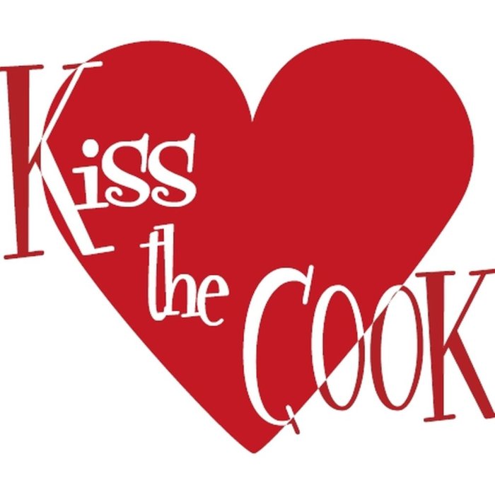 Paper napkins Heart - Kiss the Cook - red